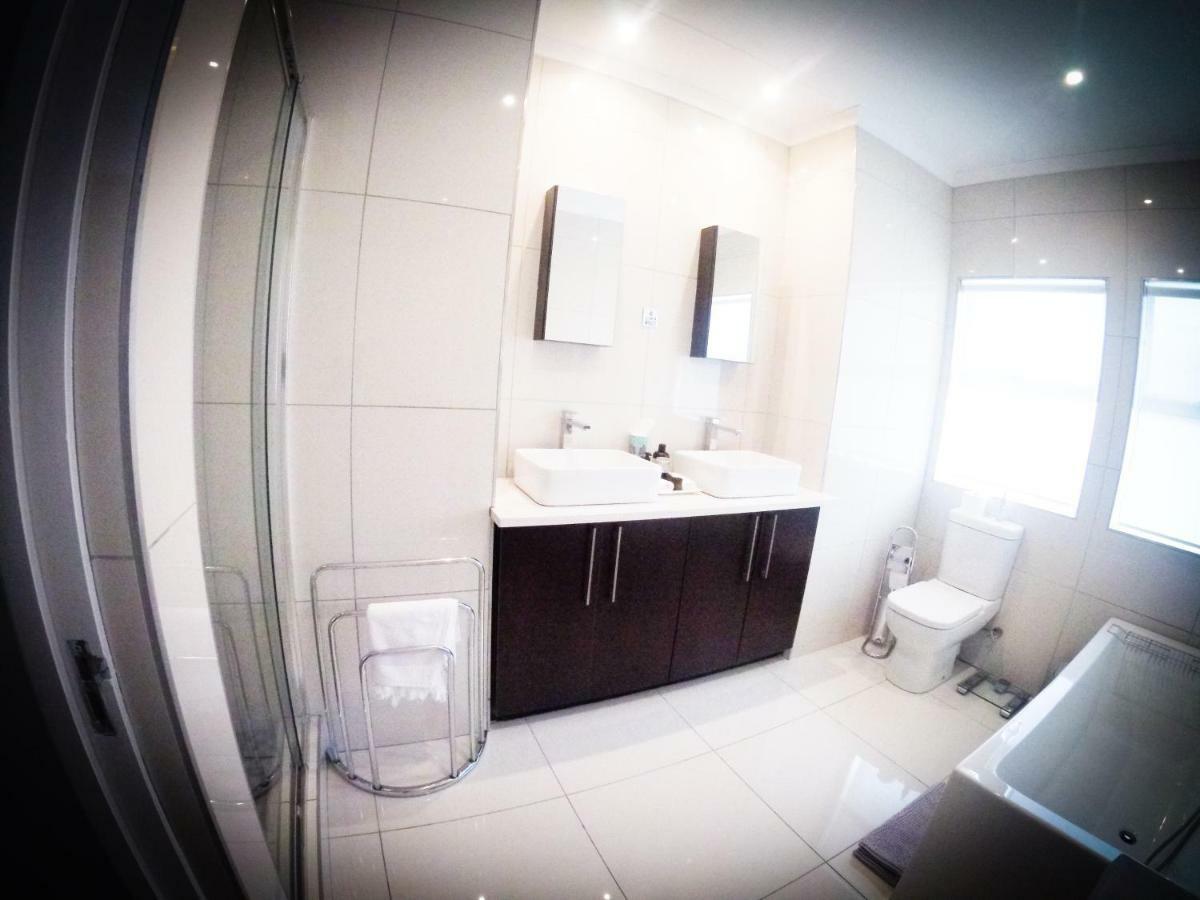 Hotel The Urban Mossel Bay Esterno foto
