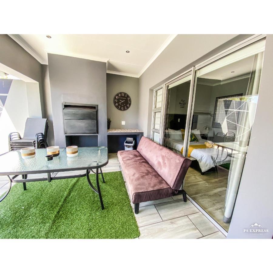 Hotel The Urban Mossel Bay Esterno foto